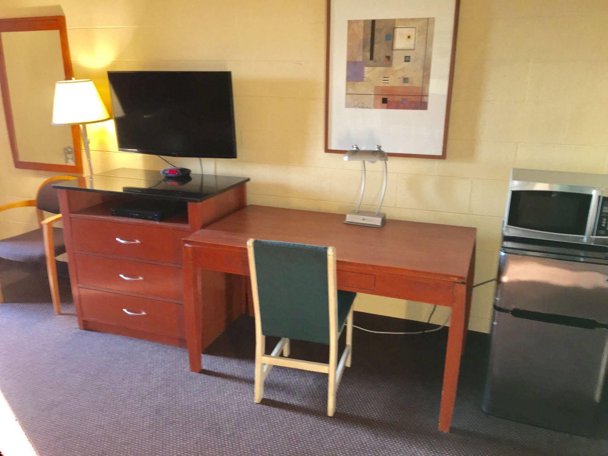 Town & Country Motel Livingston Zewnętrze zdjęcie