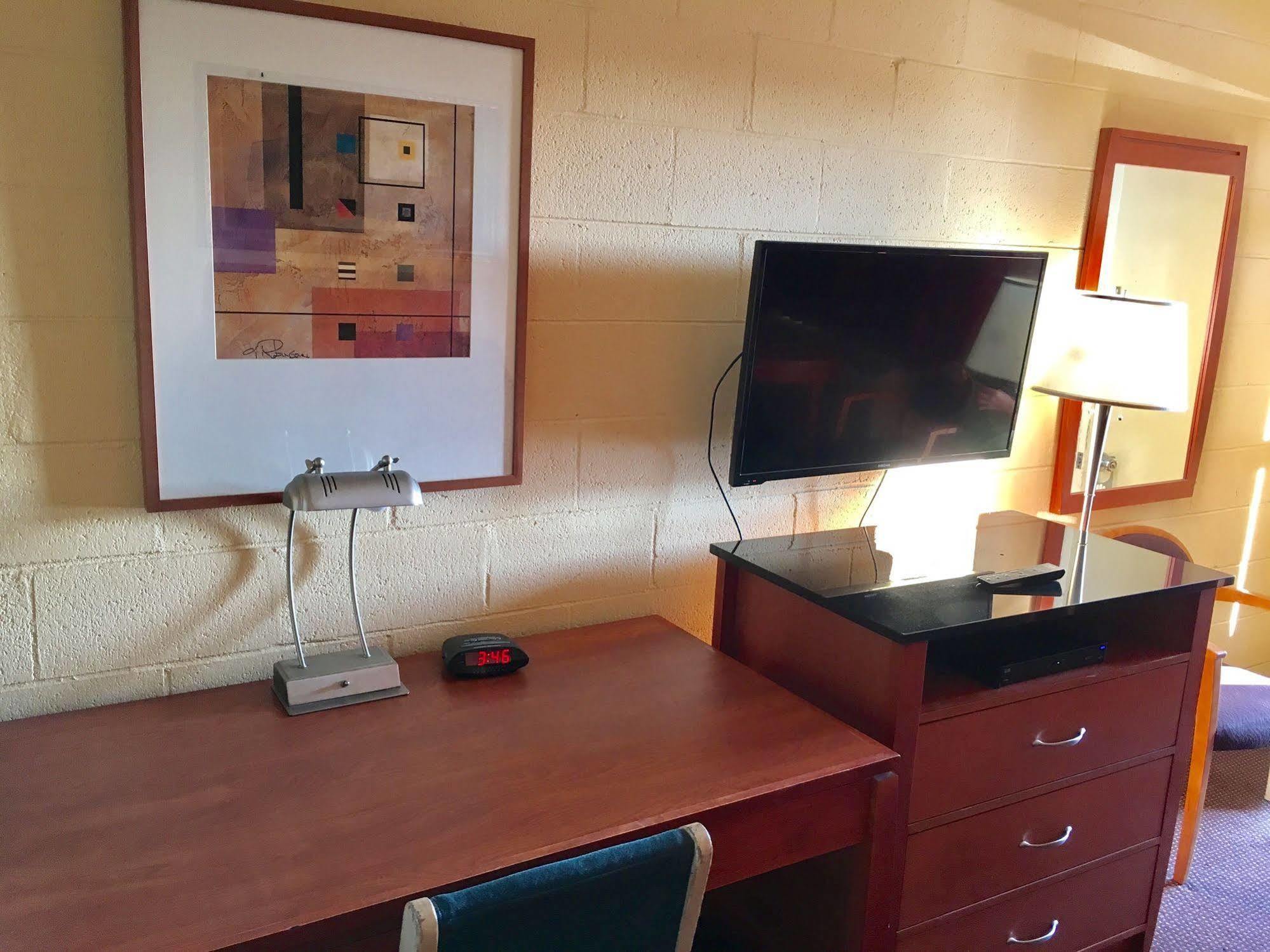Town & Country Motel Livingston Zewnętrze zdjęcie