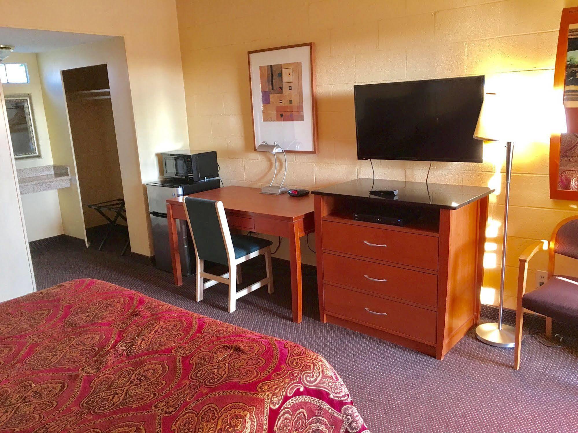 Town & Country Motel Livingston Zewnętrze zdjęcie